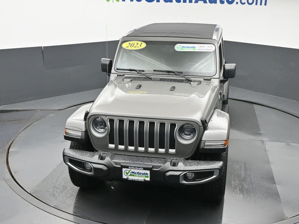 Used 2023 Gray Jeep Sahara image 27