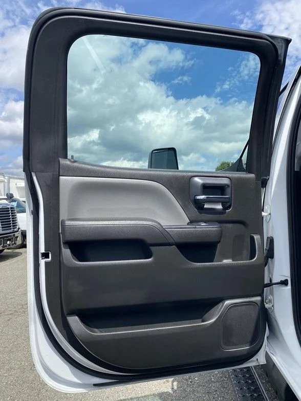 Used 2023 White Chevrolet Work Truck image 43