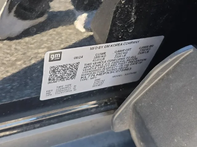 Used 2025 Black Chevrolet LT image 35