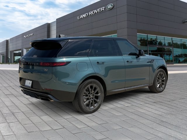 Used 2023 Green Land Rover SE image 5