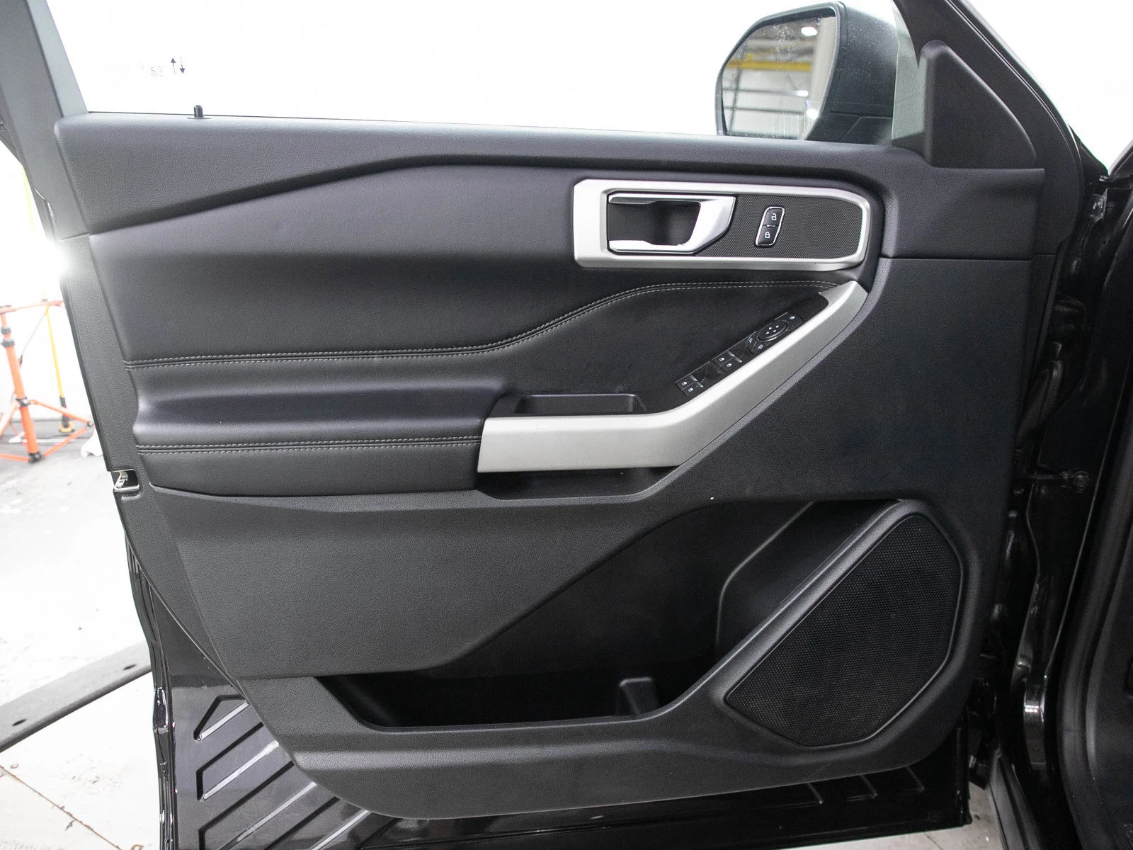 Used 2020 Black Metallic Ford XLT image 22