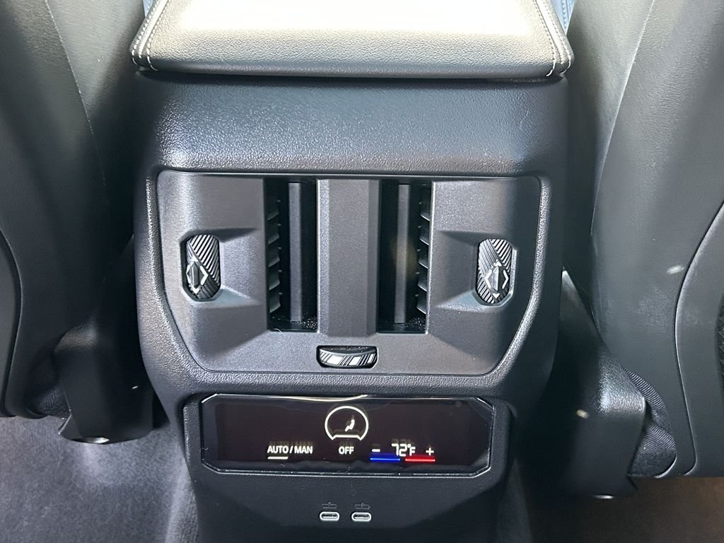 2025 BMW X3 30 - Photo 34