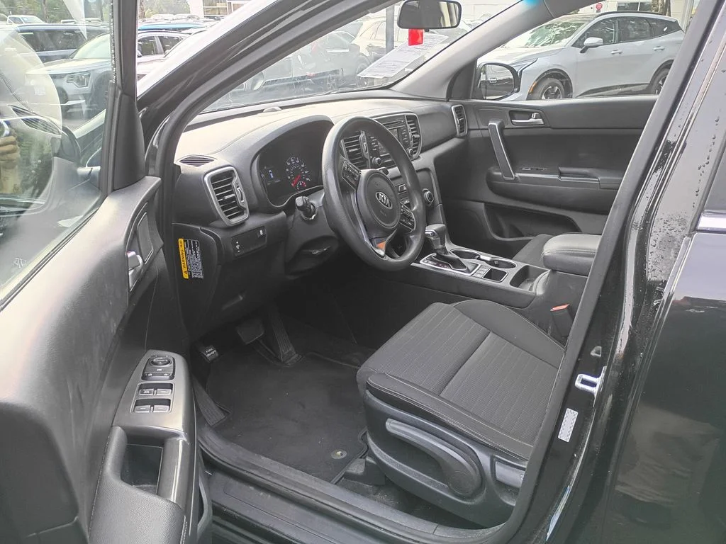 Used 2018 Black Cherry Kia LX image 17