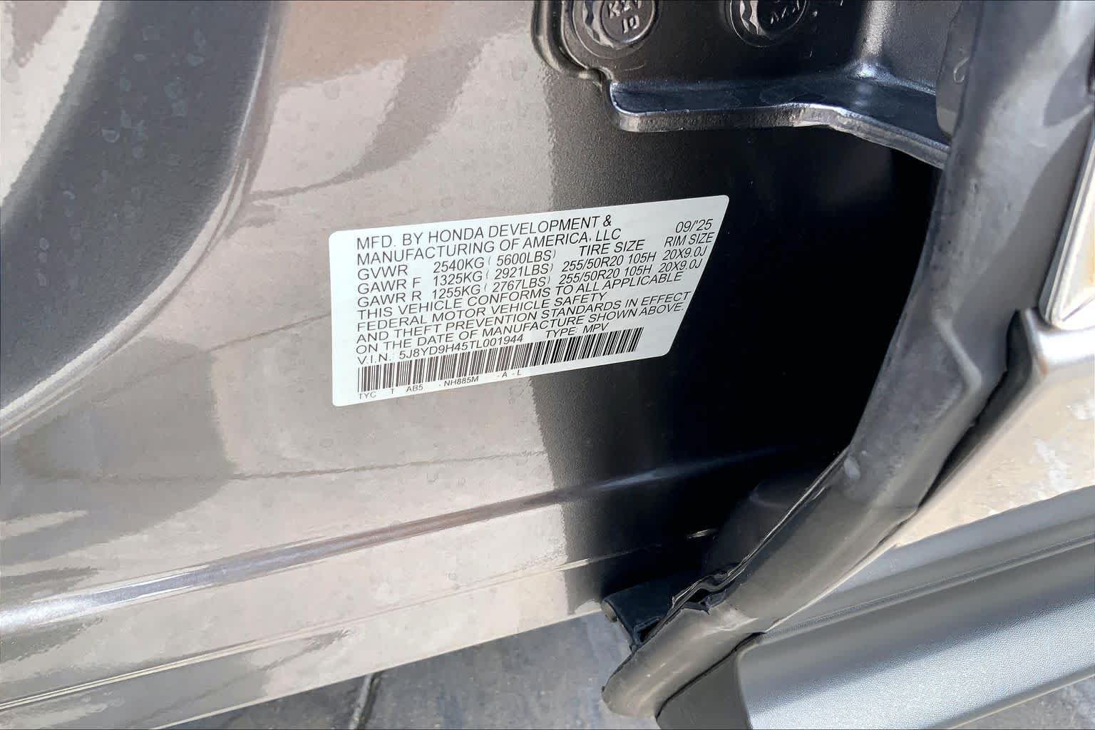 Used 2026 Liquid Carbon Metallic Acura w/Technology Package image 35