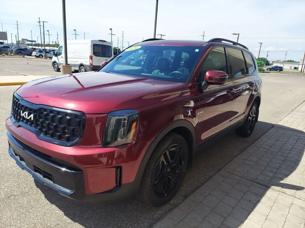 Certified Used 2024 Red Kia EX X-Line image 3
