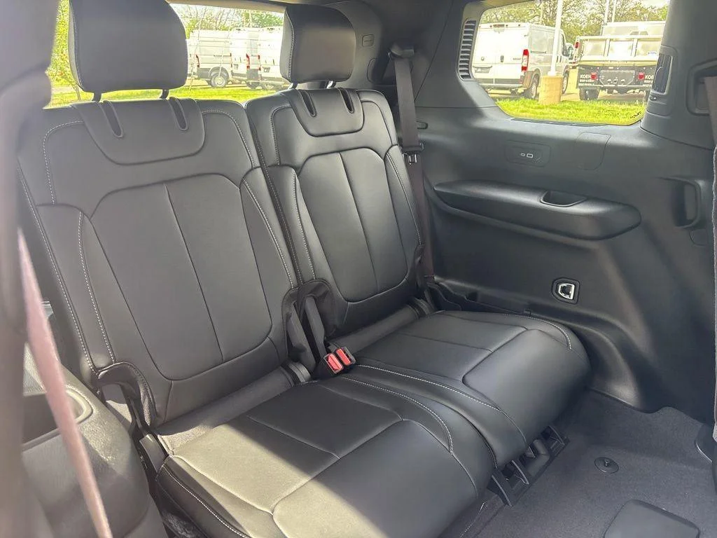 New 2026 Baltic Gray Metallic Clearcoat Jeep Limited image 14