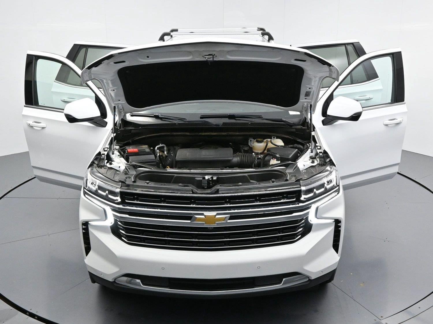 Used 2024 Summit White Chevrolet LT image 42