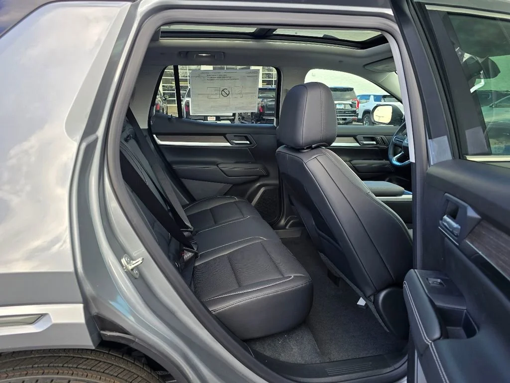 New 2026 Sterling Metallic GMC Denali image 32