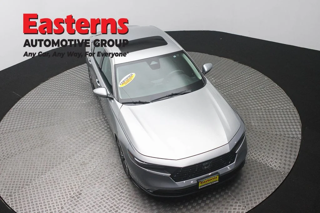 Used 2024 Gray Honda EX image 3