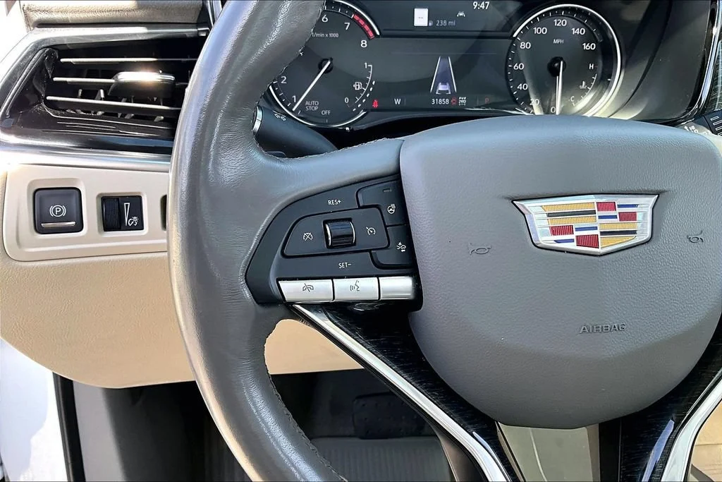 Certified Used 2023 Crystal White Tricoat Cadillac Premium Luxury image 20