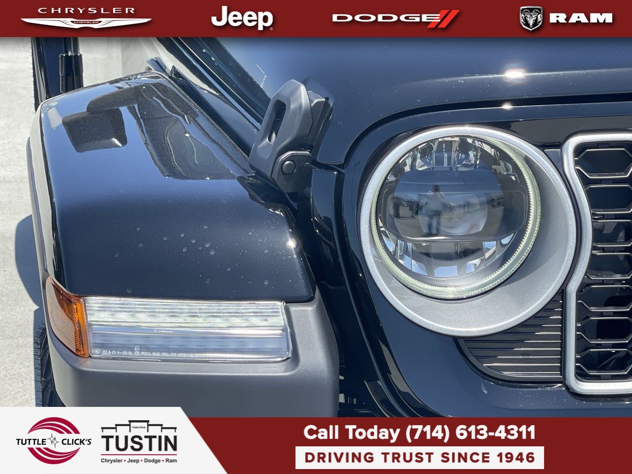 New 2026 Black Clear-Coat Exterior Paint Jeep Sahara image 7