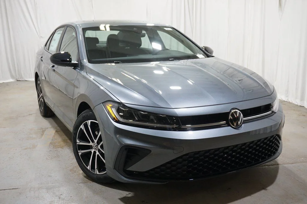 New 2026 Gray Volkswagen 1.5T Sport image 4