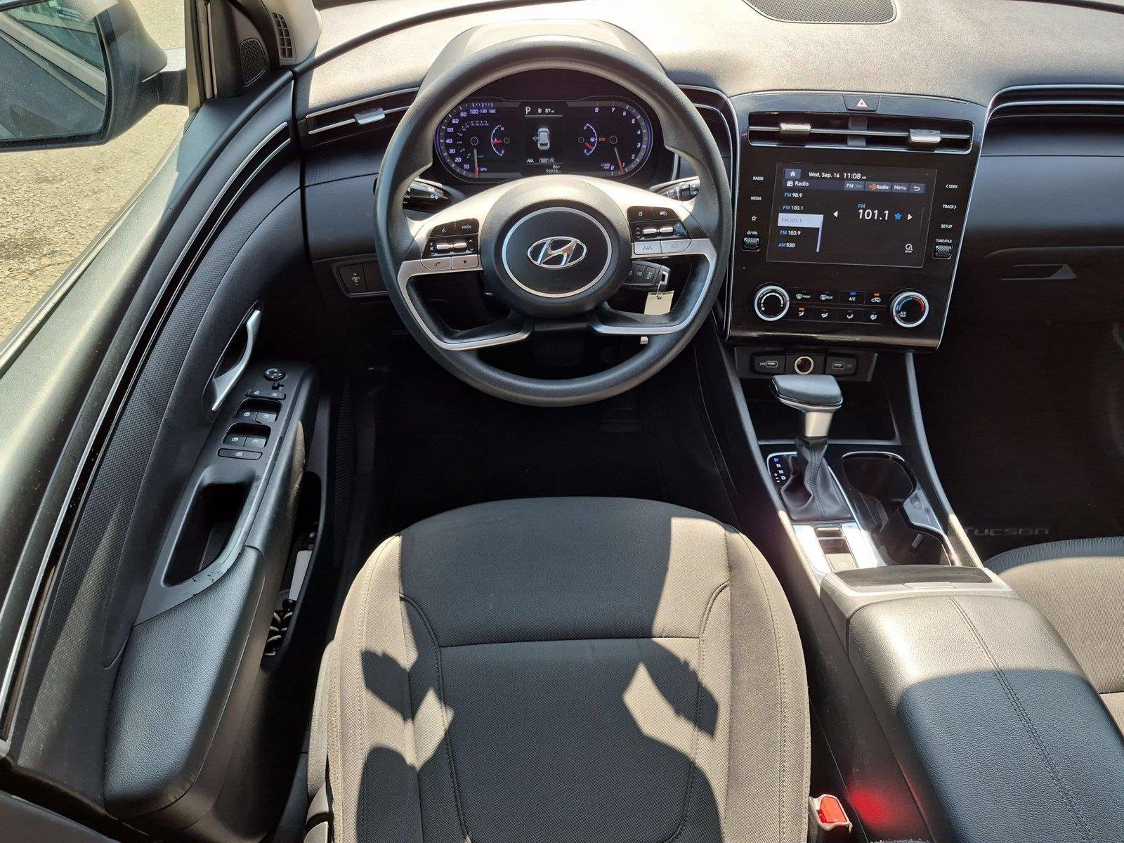 Used 2022 Amazon Gray Hyundai SE image 29