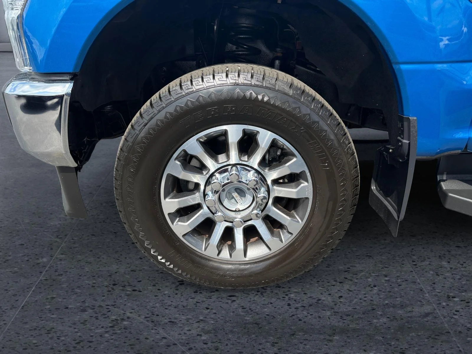Used 2021 Velocity Blue Metallic Ford LARIAT image 16