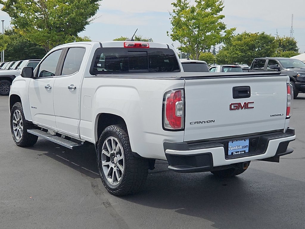 Used 2018 Summit White GMC Denali image 4