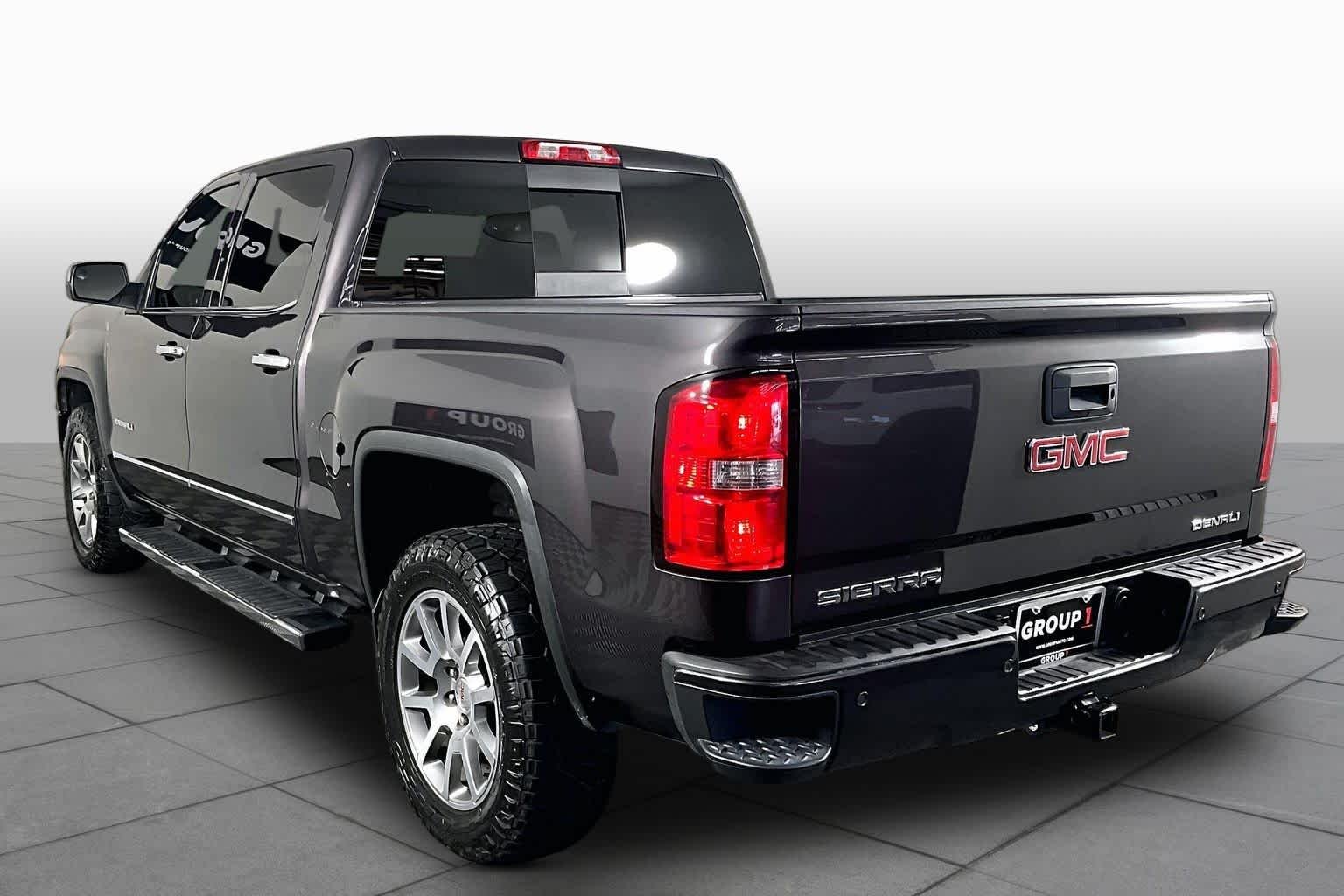 Used 2015 IRIDIUM METALLIC GMC Denali image 11