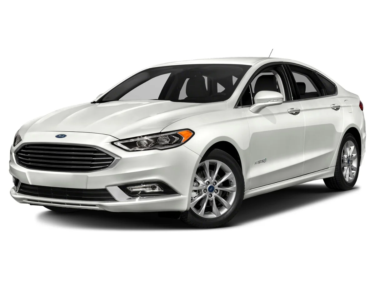 2018 Ford Fusion SE's photo
