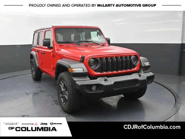 Used 2024 Red Jeep Sport S image 1
