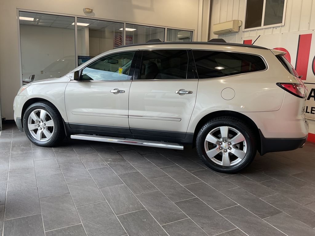 Used 2013 Gold Chevrolet LTZ image 5