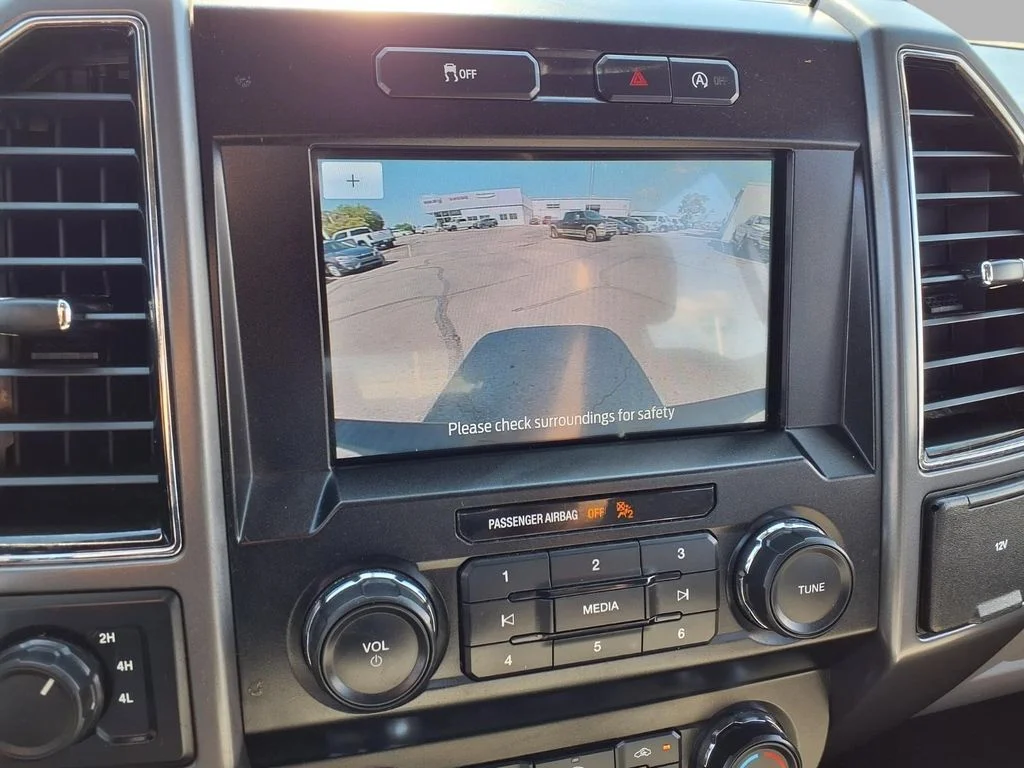 Used 2020 Silver Ford XLT image 8