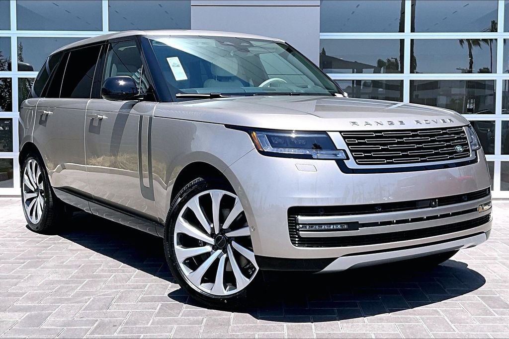New 2026 BATUMI GOLD Land Rover SE 7 Seats image 2