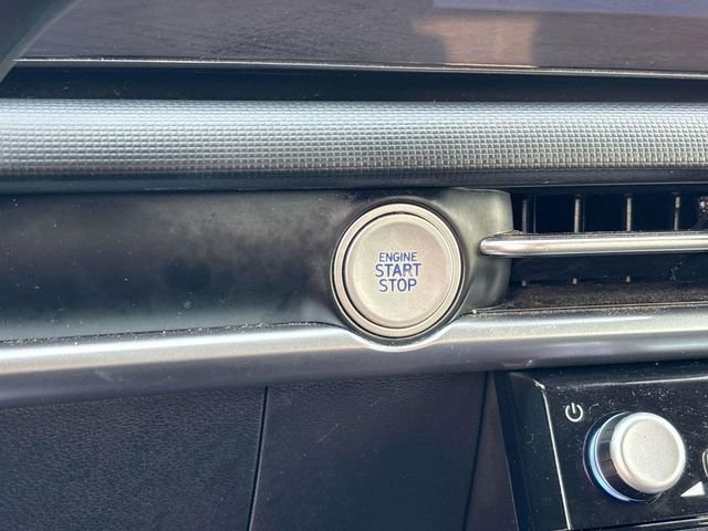 Certified Used 2025 Red Hyundai SEL image 27