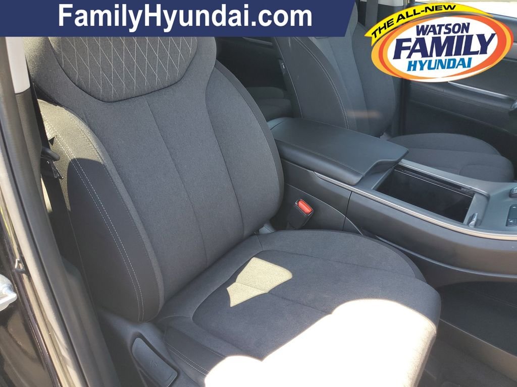 Used 2021 Black Hyundai SEL image 22