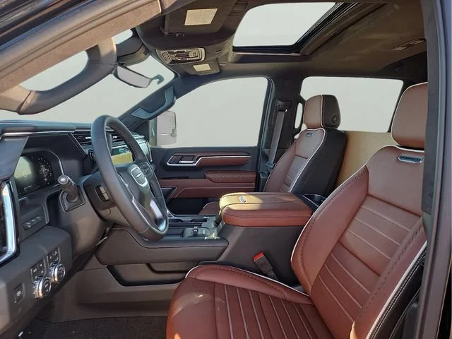 2026 GMC Sierra 3500HD Denali Ultimate - Photo 11