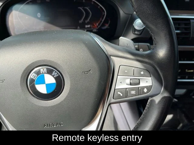Used 2020 Black BMW xDrive30i image 31