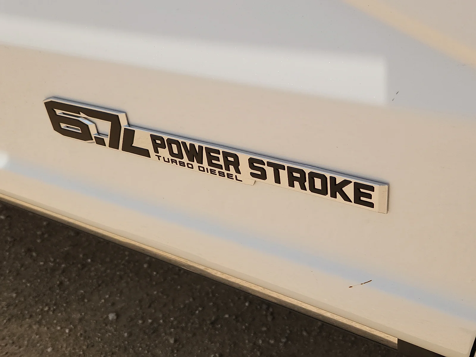 New 2026 Star White Metallic Tri-Coat Ford F-350® Platinum® image 11