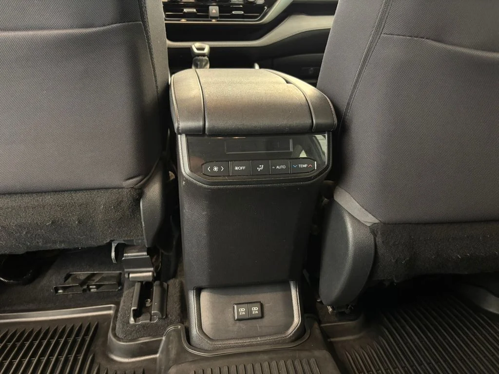 Used 2021 White Toyota LE image 26
