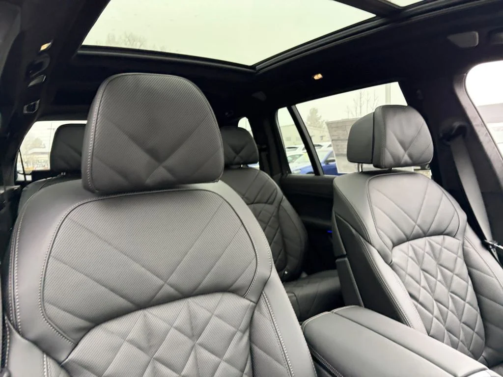 2026 BMW X7 40i - Photo 21