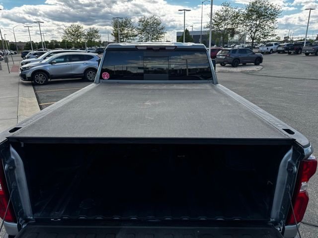 Used 2024 Slate Gray Metallic Chevrolet High Country image 12