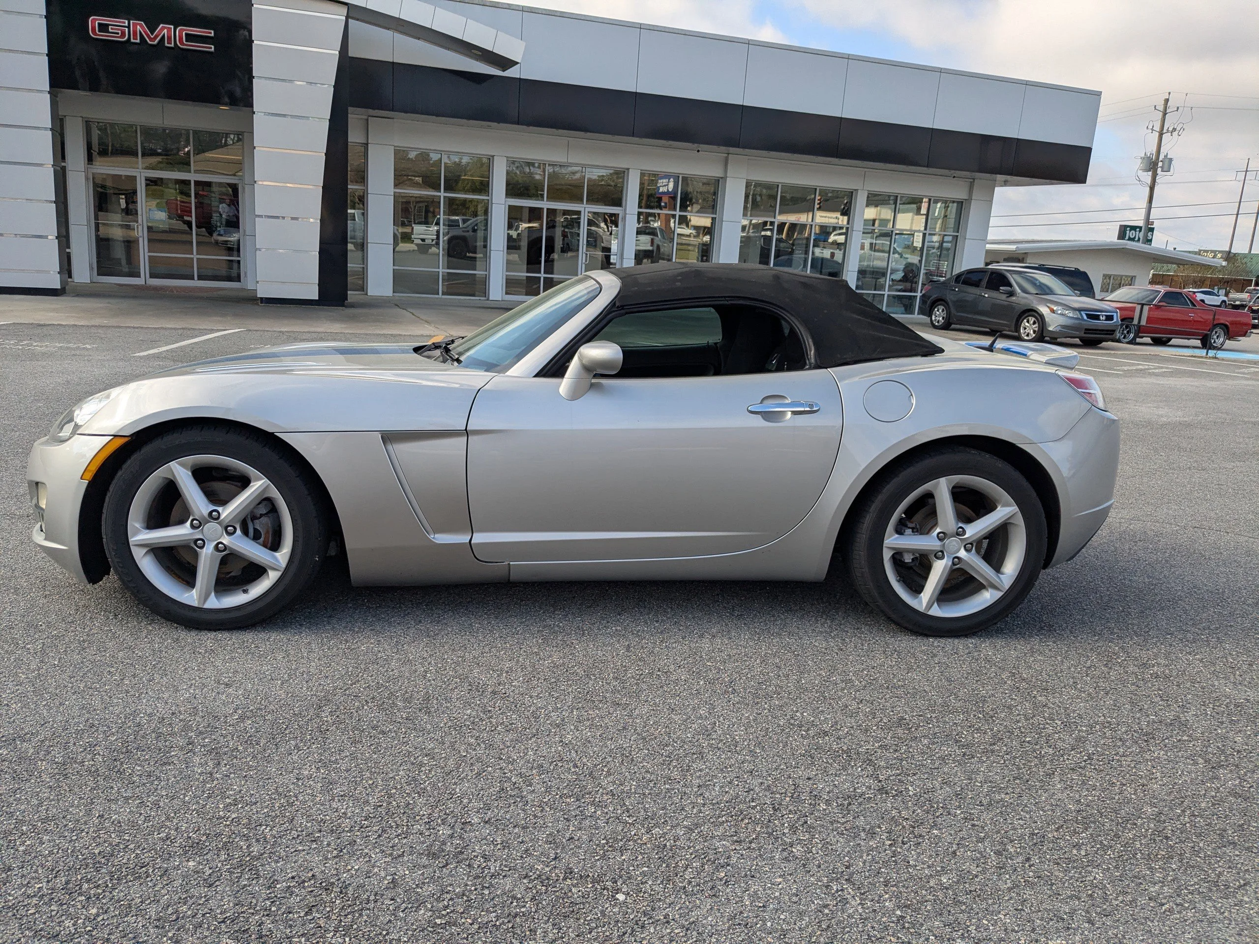 2008 Saturn Sky Roadster - Photo 7