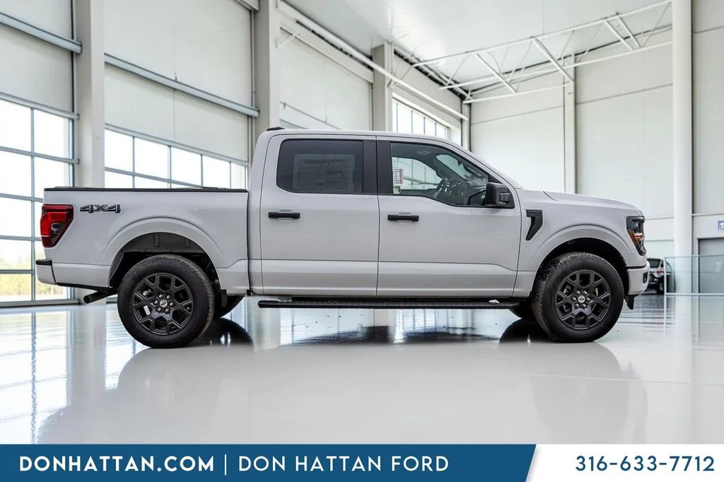 New 2026 Oxford White Ford STX® image 28