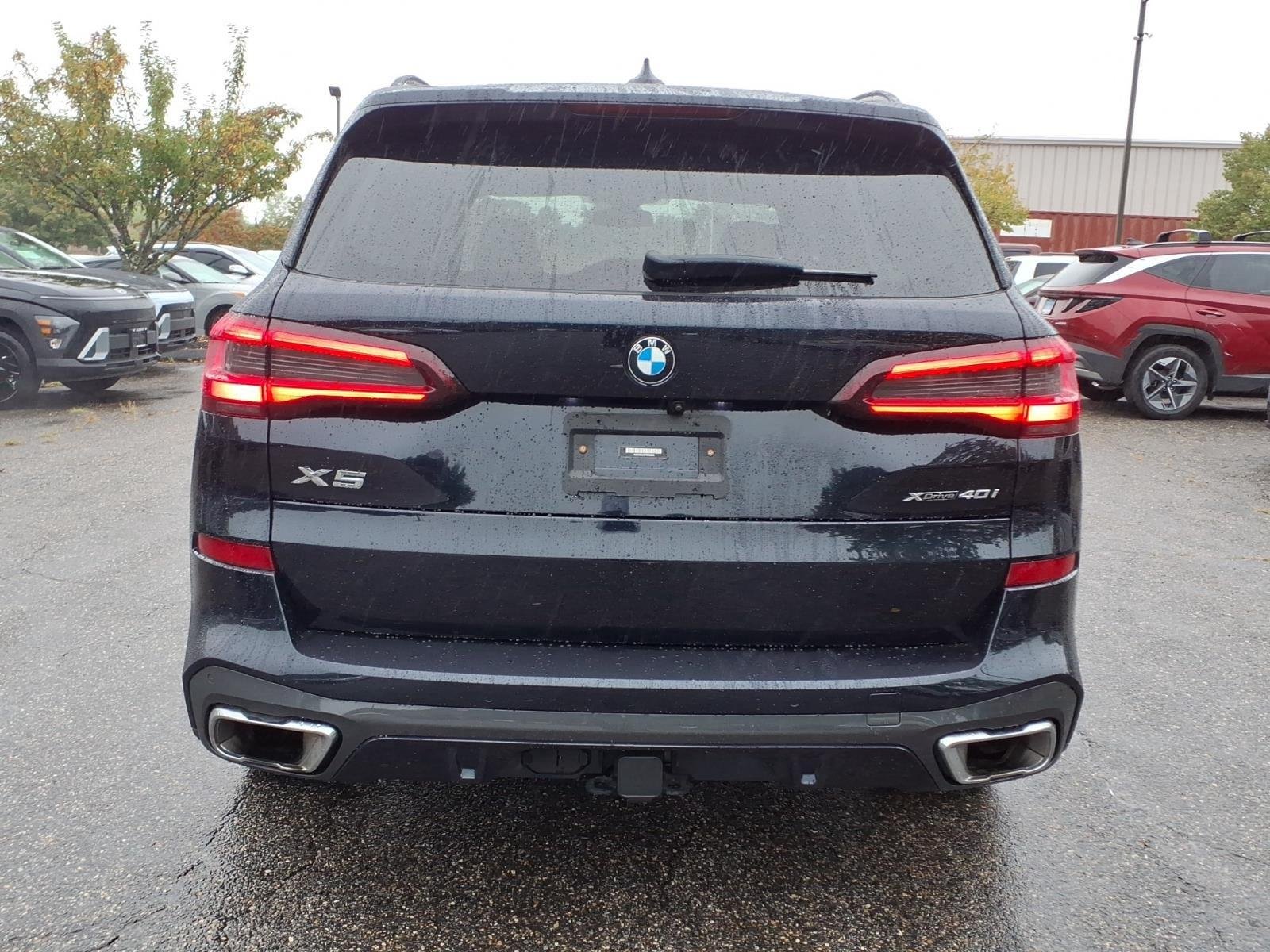 Used 2023 Carbon Black Metallic BMW xDrive40i image 6