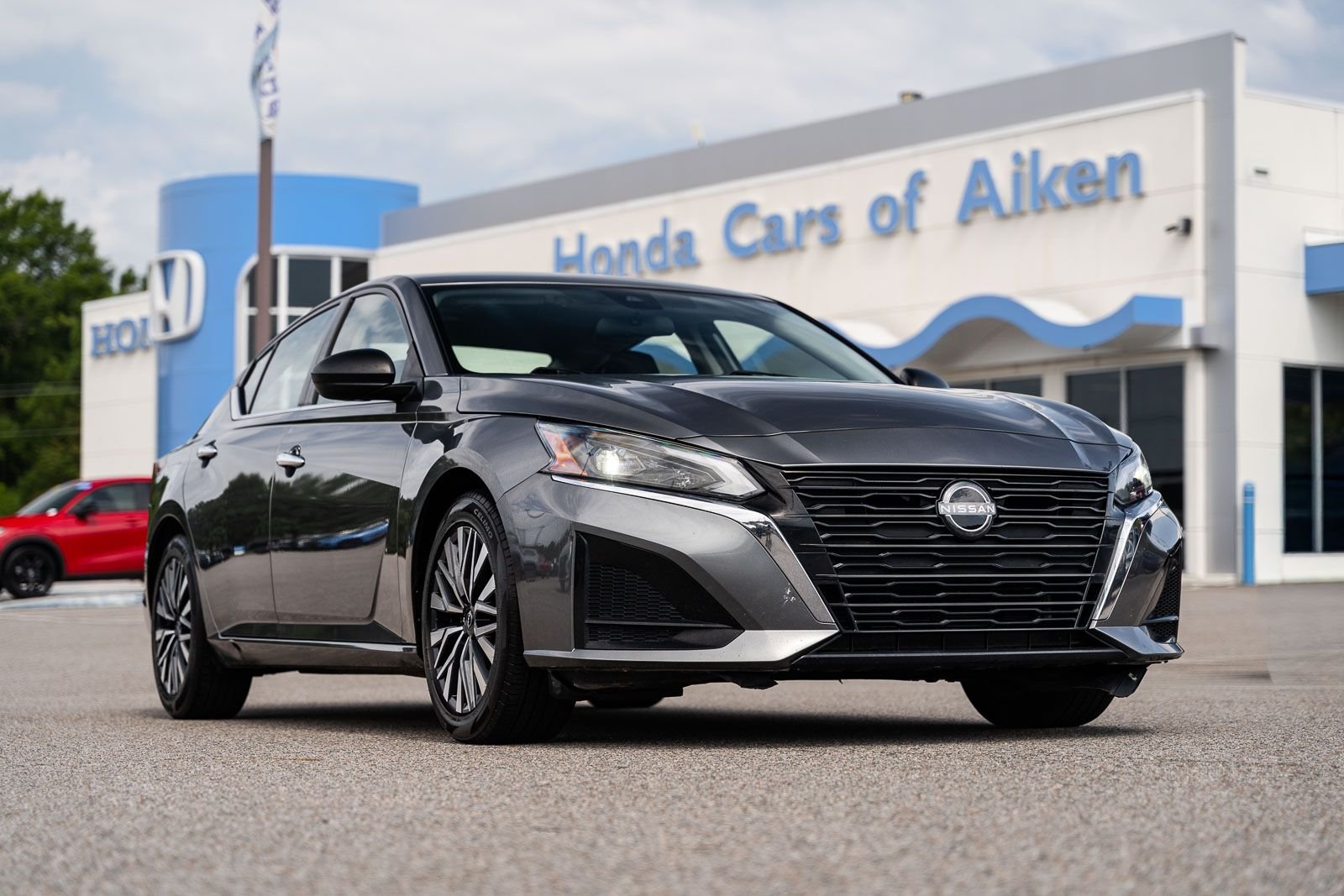 Used 2024 Gray Nissan 2.5 SV image 1