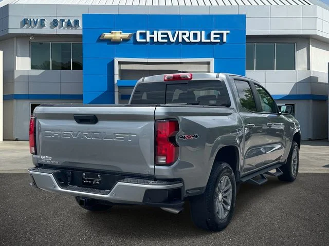 Used 2024 Gray Chevrolet LT image 6