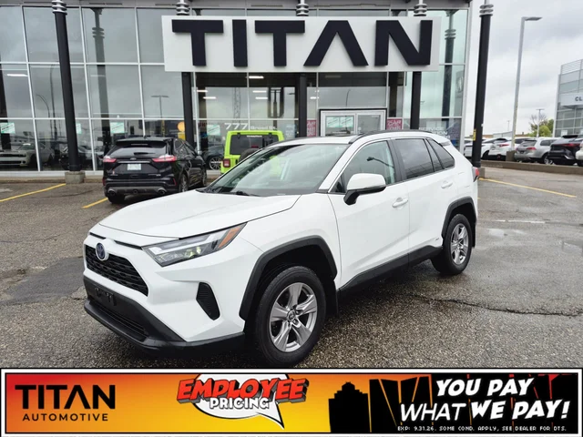 2024 Toyota RAV4 Hybrid XLE AWD*Htd Seats | Sunroof | Htd Wheel | Adaptive Cruise | Lane Keep Assist | CarPlay | Park Assist