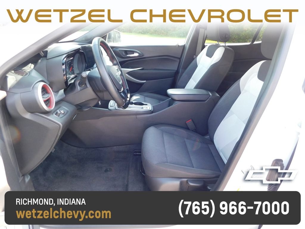 Used 2024 White Chevrolet 1RS image 12