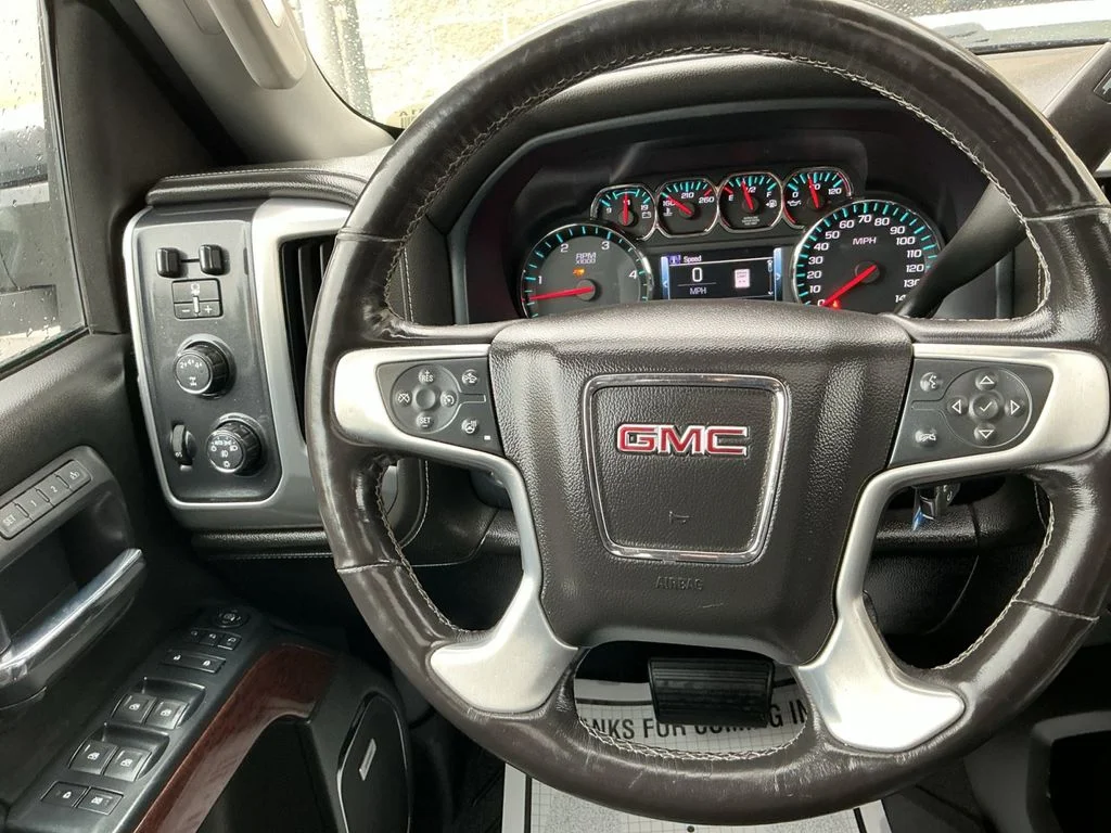 Used 2018 White GMC SLT image 19