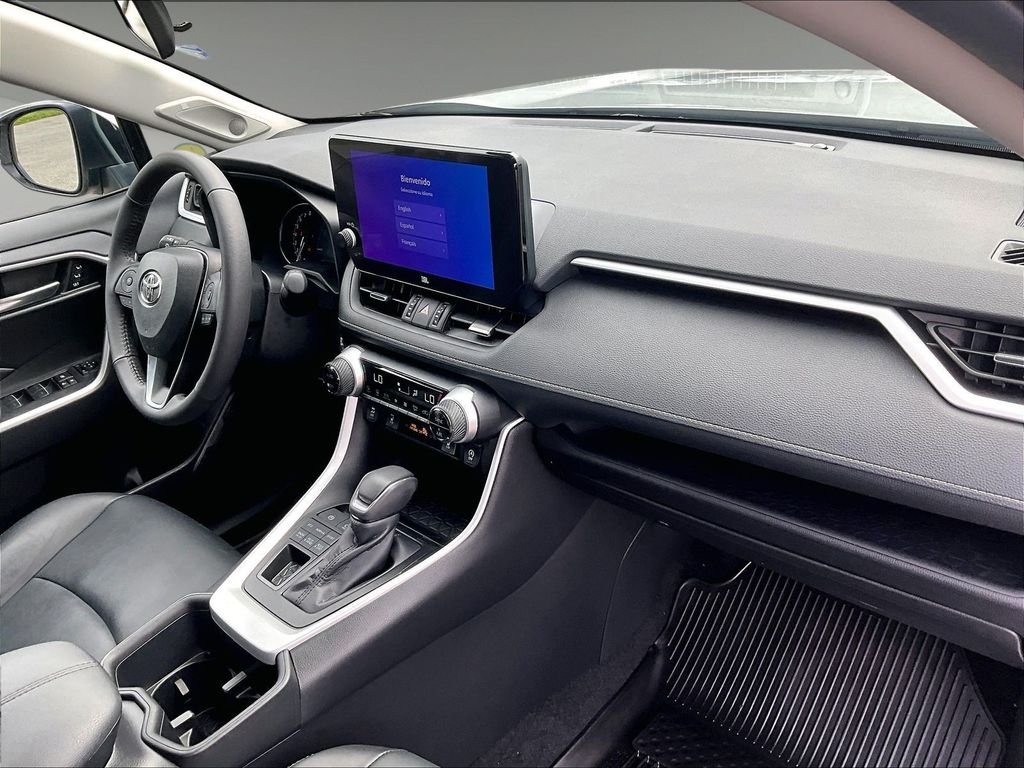 Used 2024 Silver Toyota XLE Premium image 14