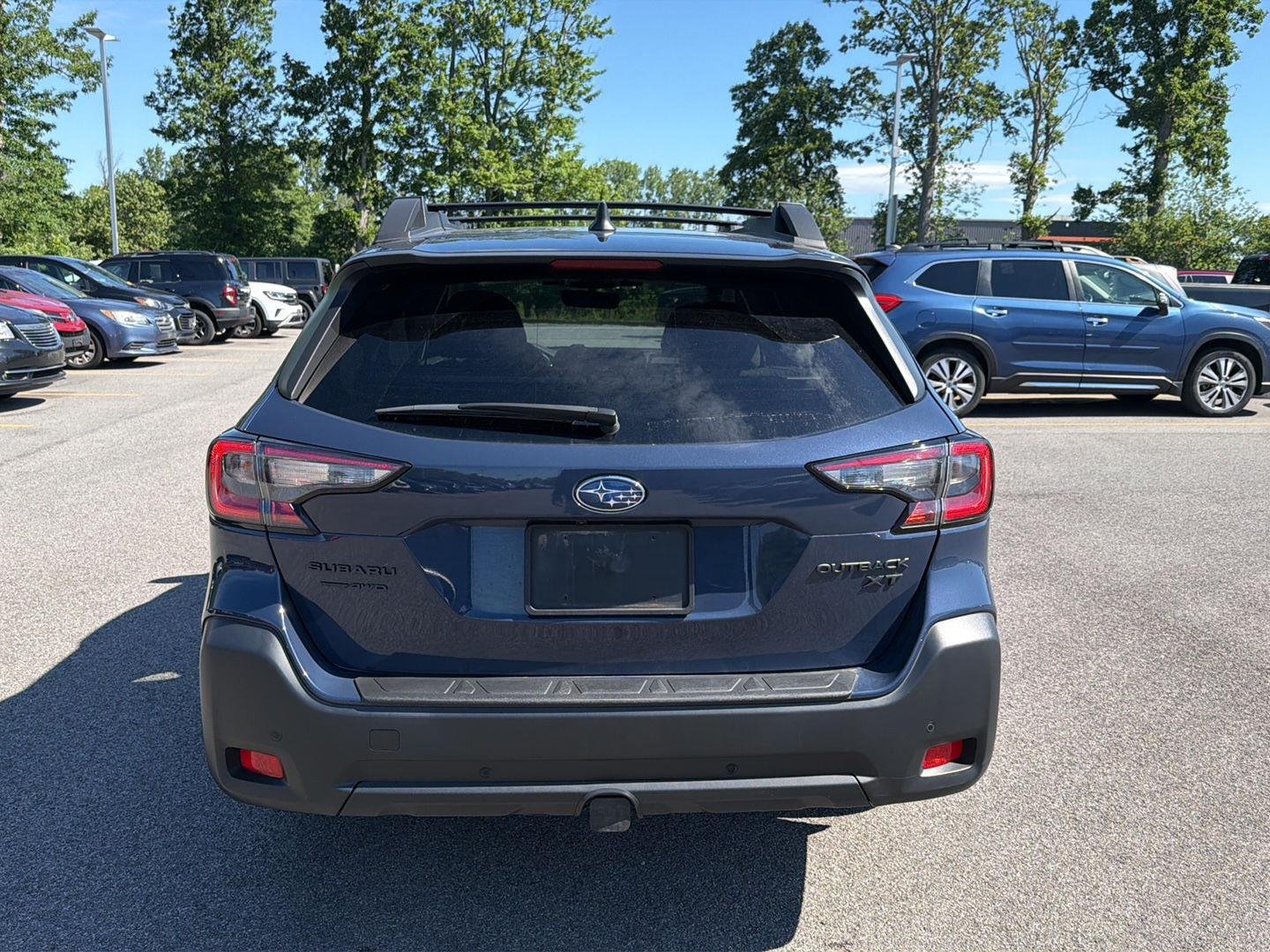 Used 2025 Cosmic Blue Pearl Subaru Onyx Edition XT image 5