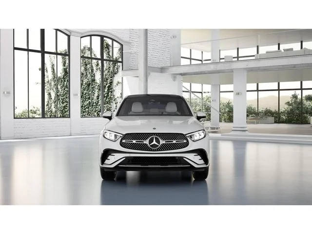 New 2027 White Mercedes-Benz GLC 300 image 7