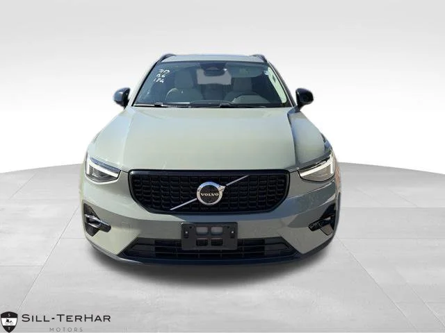 2025 Volvo XC40 Ultra