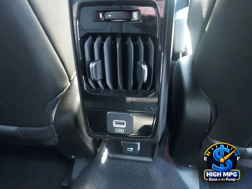 Certified Used 2025 White Jeep Limited image 23