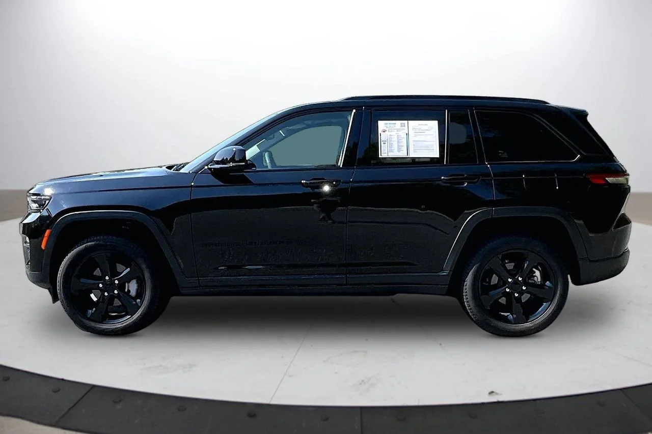Used 2023 Black Jeep Limited image 5