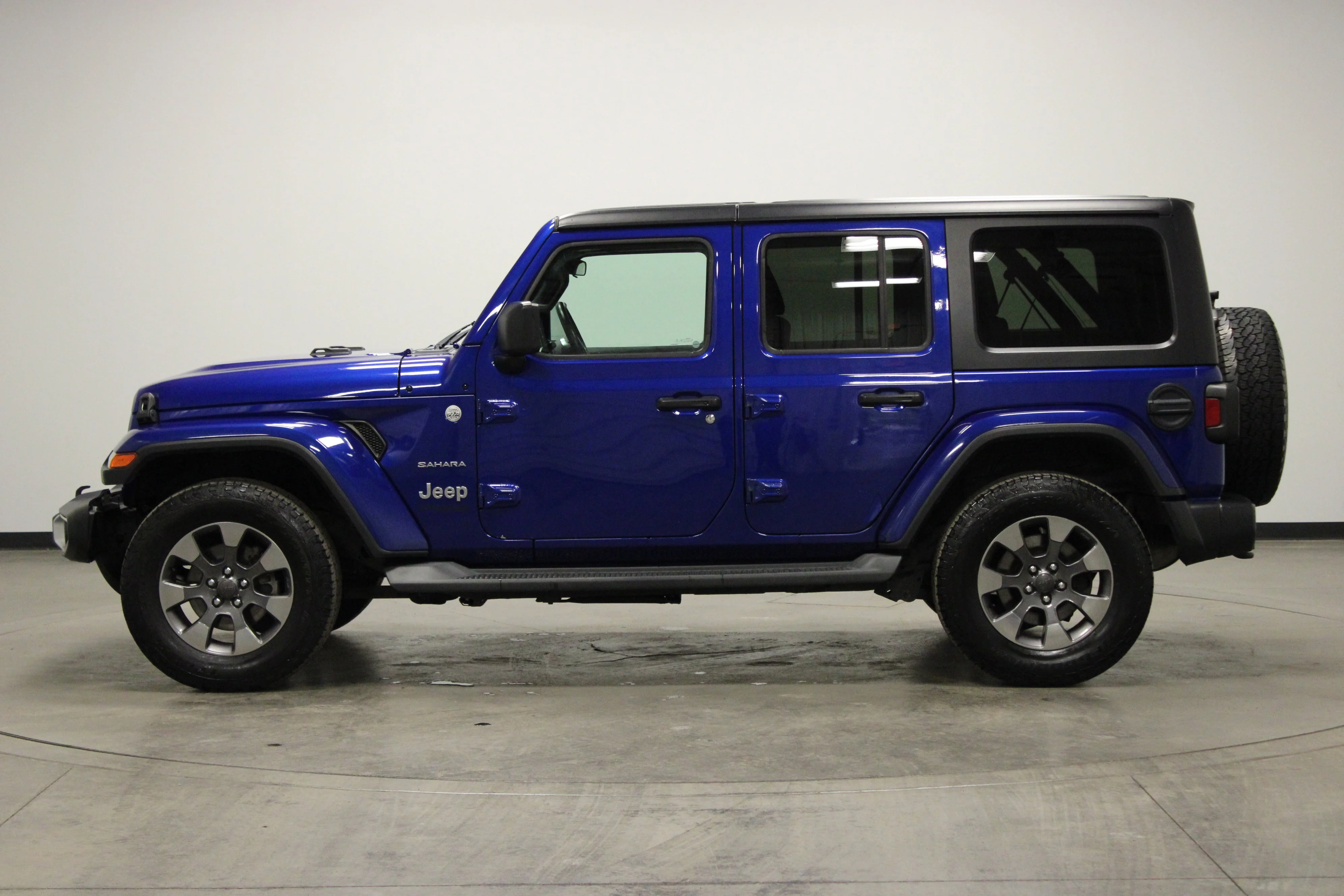 2019 Jeep Wrangler Unlimited Sahara - Photo 5
