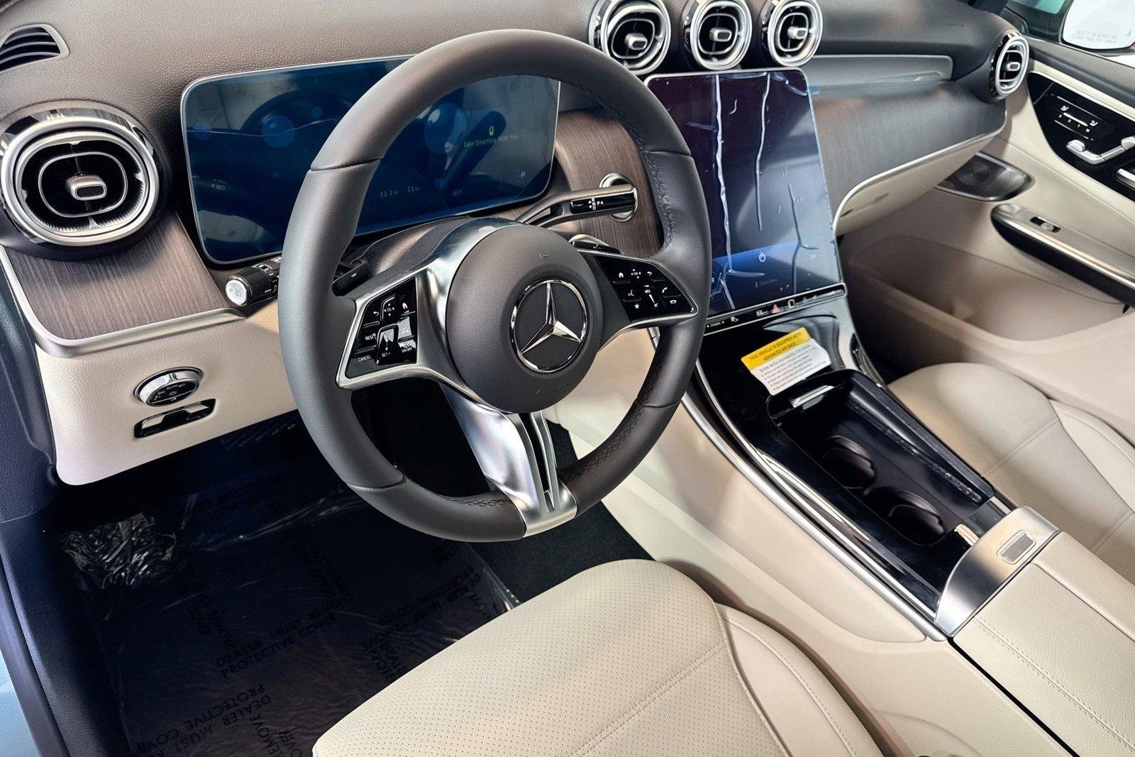 New 2026 Verde Silver Metallic Mercedes-Benz GLC 300 image 9