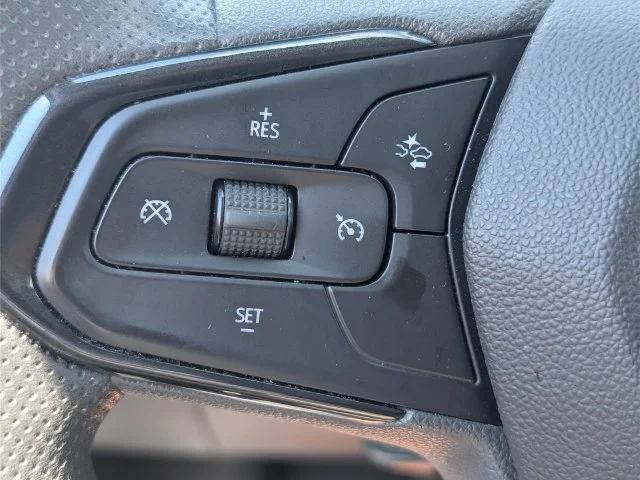 Used 2025 Gray Chevrolet LT image 21